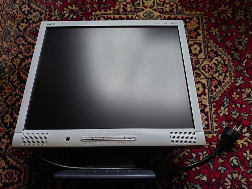 Monitor NEC 17 cali