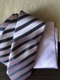 Krawat i chusteczka do kieszonki