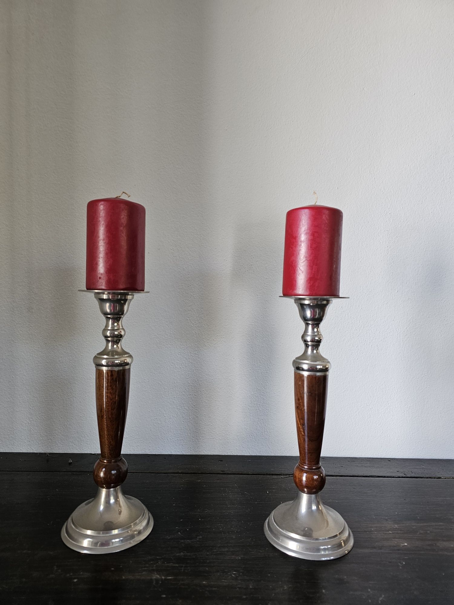 Dois Candelabros