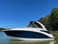 Jacht motorowy REGAL 26 EXPRESS 2018 - zadbany, tylko 69mth!!!
