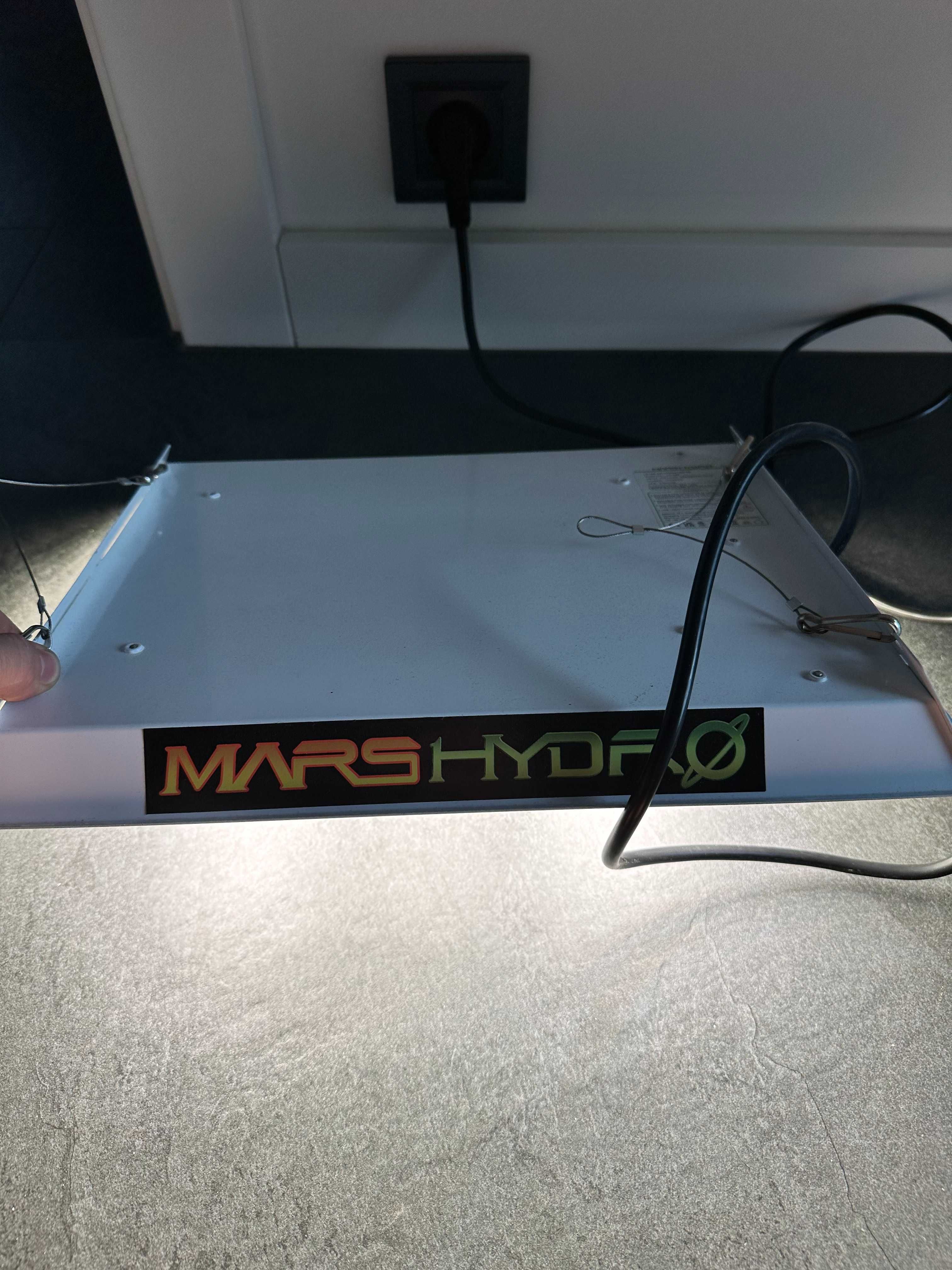 Lampa do uprawy Mars Hydro / Lucky Grow