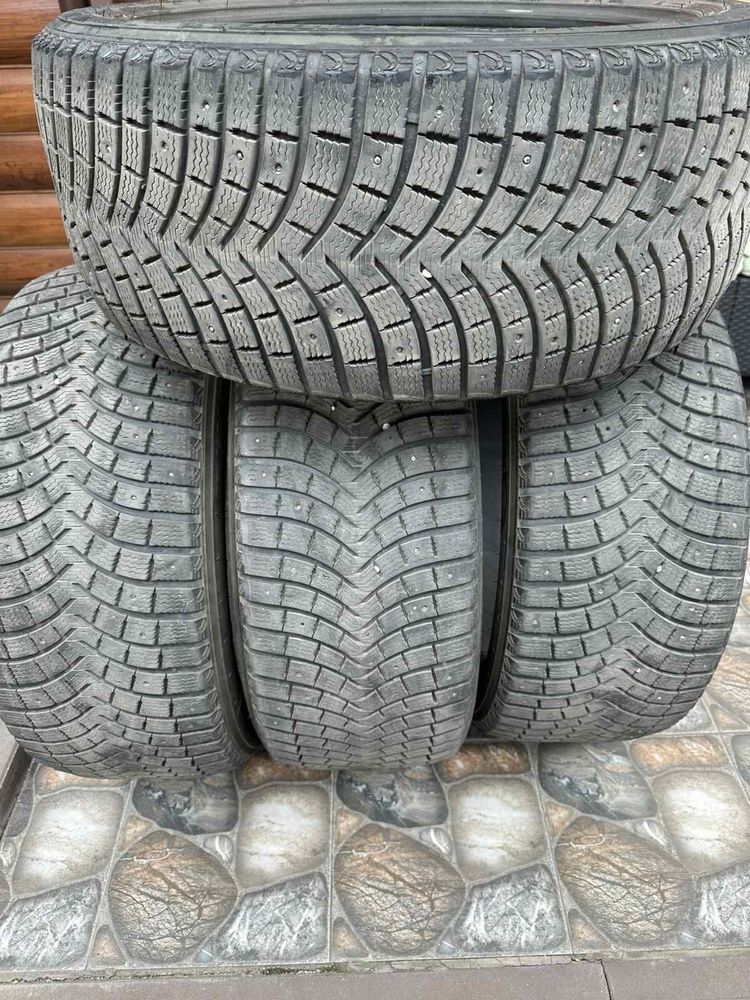 Продам зімні шини Michelin Latitude 275/45 R21