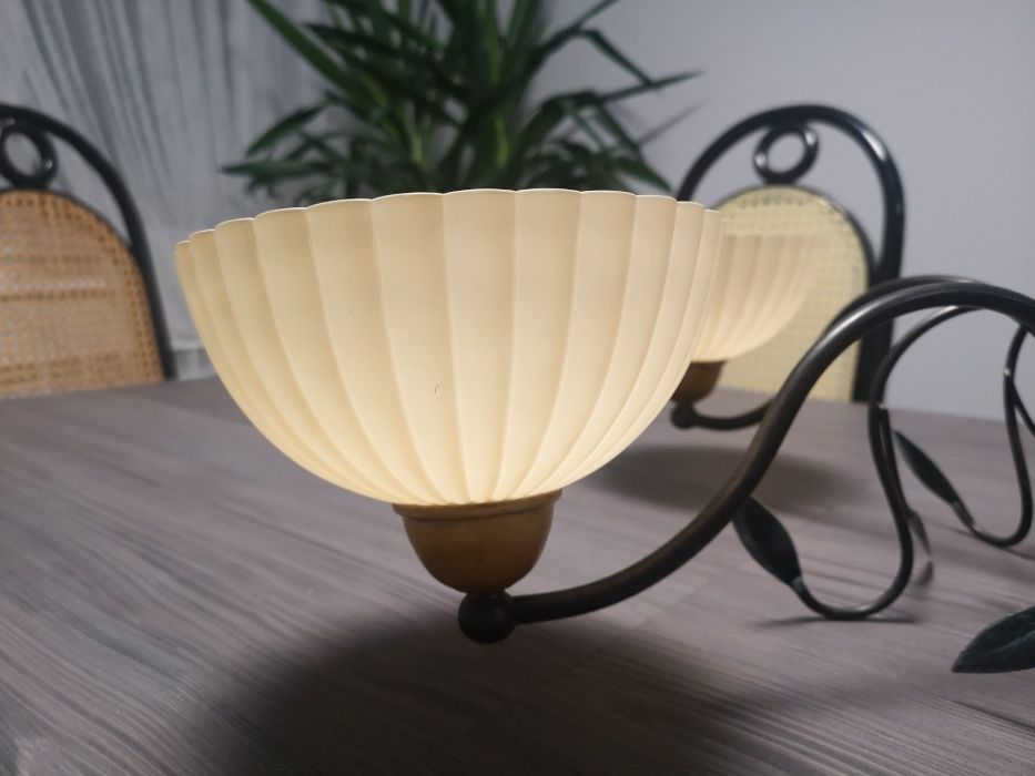 Lampa żyrandol 5 ramienny punktowy metalowy kuty listki liście drewno