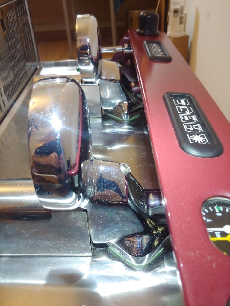 Maquina de café industrial VFA expres Novo em folha trocar por um carr