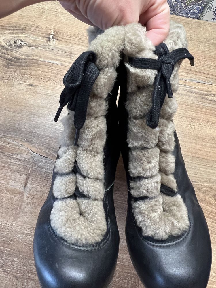 Зимові ботинки як Zara, розмір 38.5 натуральна шкіра