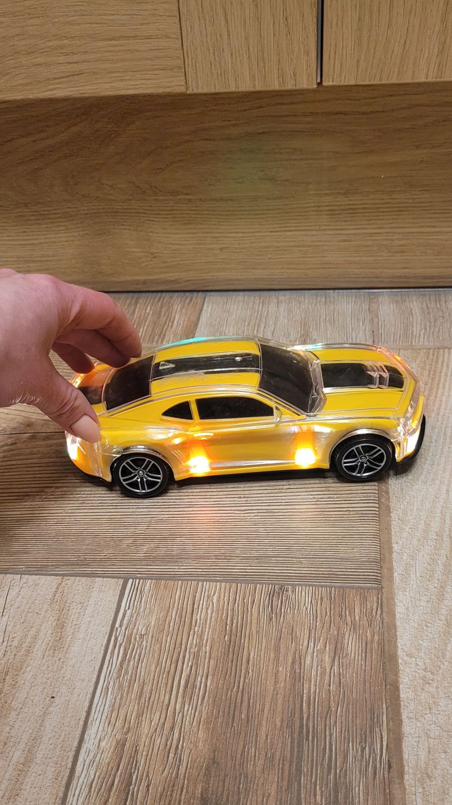 Auto autko grające