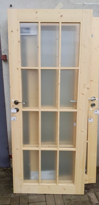 Drzwi wew pokojowe 80 świerkowe ,montaż