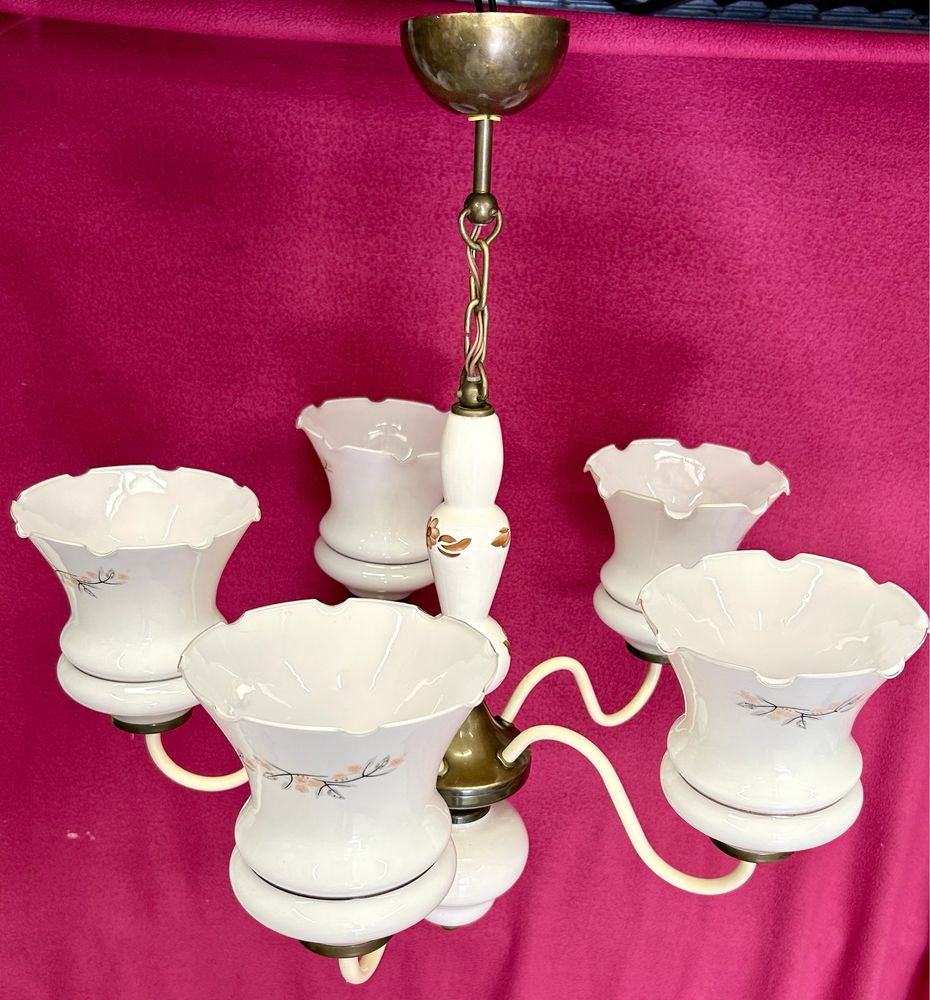 Żyrandol porcelanowy