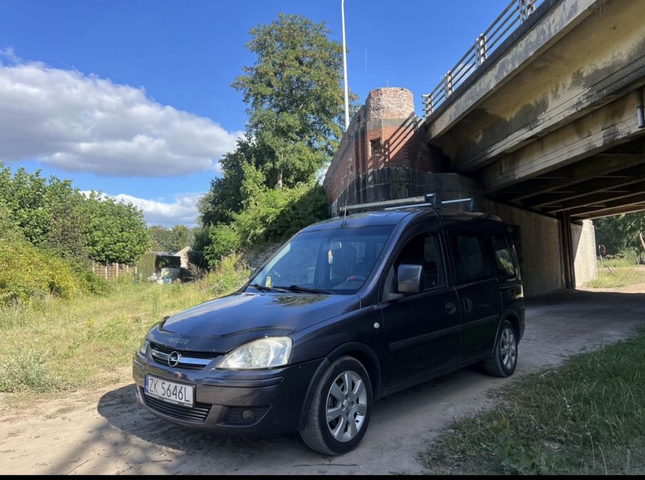 Sprzedam/Zamienie Opel Combo Tour