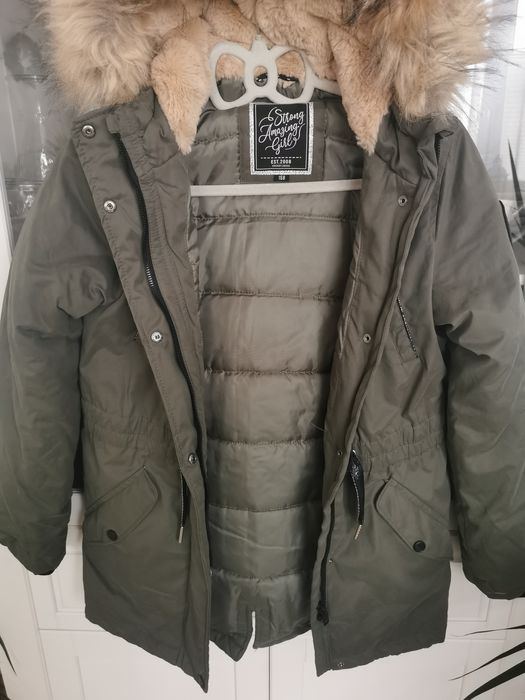 Nowa kurtka parka zimowa  khaki z kapturem r. 158 C&A