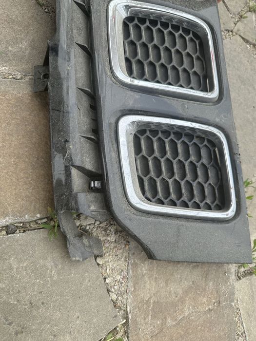 Решітка рідіатора grill Jeep Compass 17-21