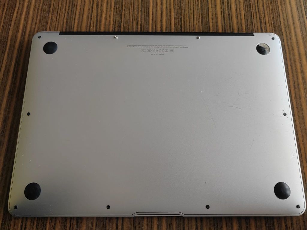MacBook Air A1369 INTEL I7, SSD 256GB