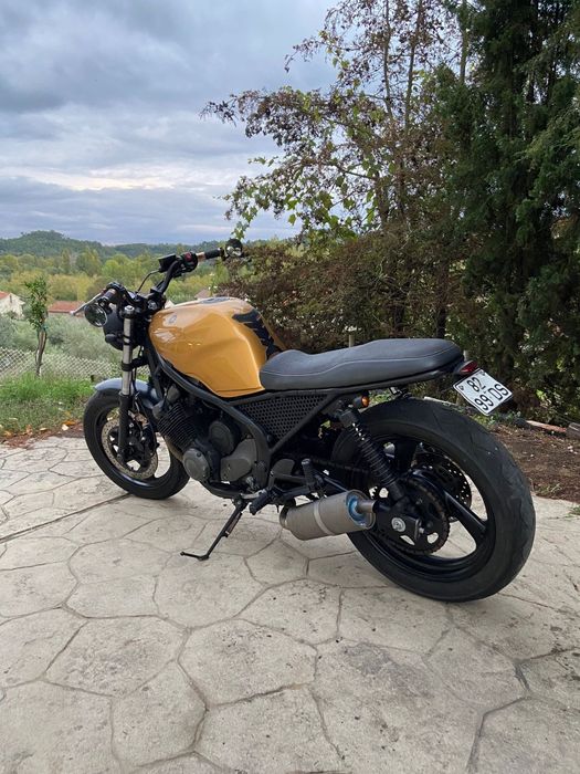 Yamaha XJ600 Café Racer