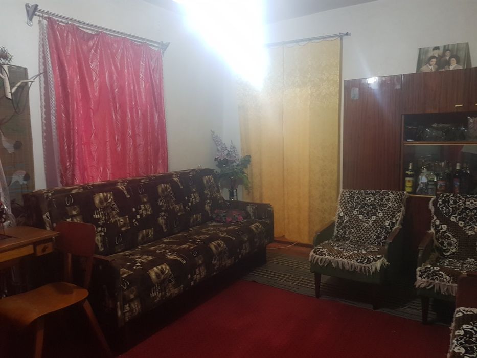 Продам ДОБРОТНИЙ будинок с.Рокитне( передмістя КРЕМЕНЧУКА,до 10 км)