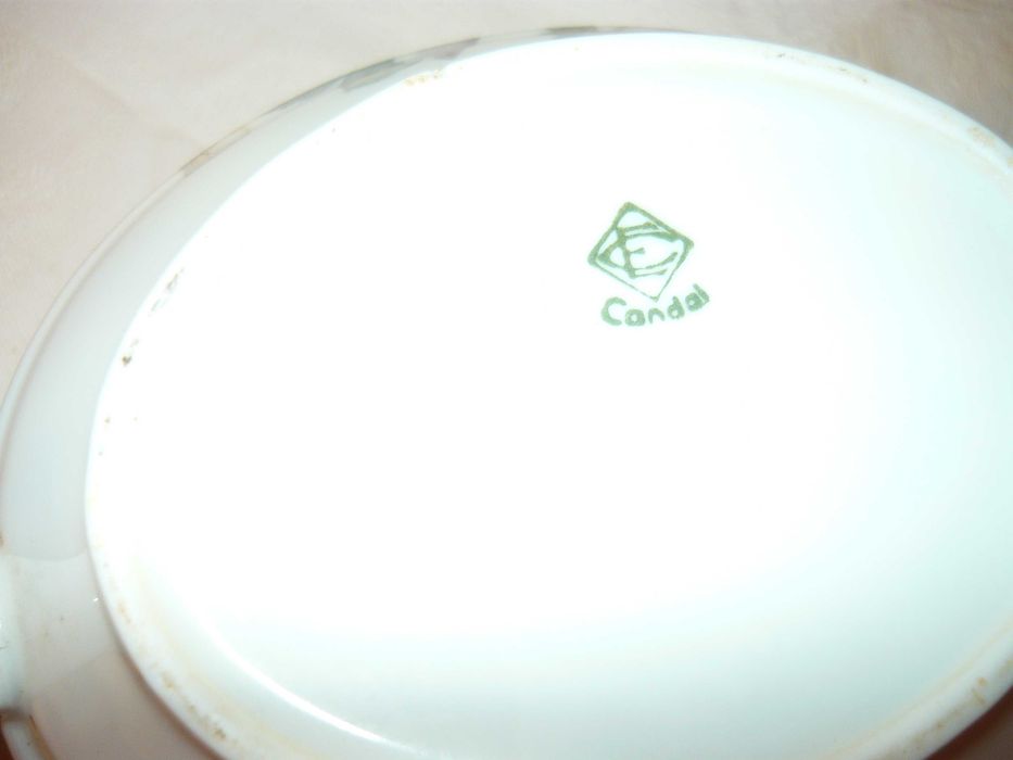 Serviço de café.. estado impecável