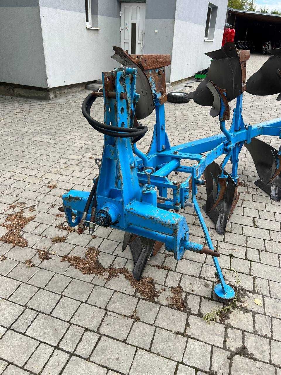 Плуг оборотний Lemken Opal 90 2+1    Kuhn