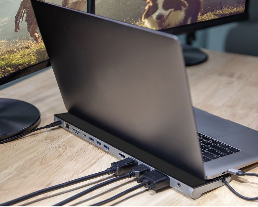 J5 Create USB-C® Triple Display Docking Station with 100W PD Adapter