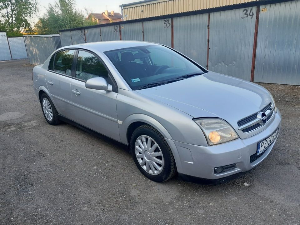 Opel Vectra C, 2002r.1.8 z gazem,świeże opłaty.CENA:6.400