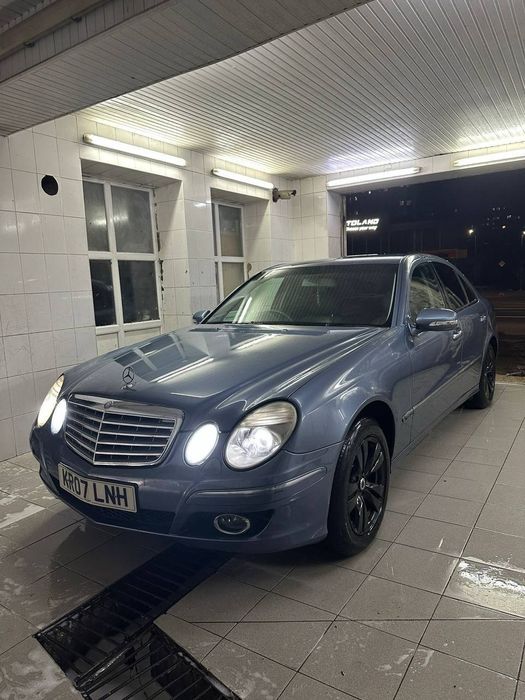 Продам Мерседес w 211  w 210 по запчастям.