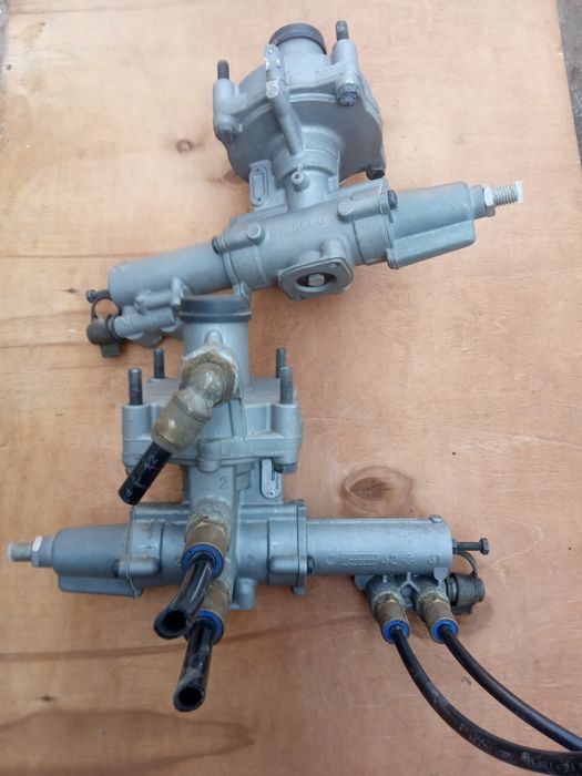 Регулятор тормозних сил