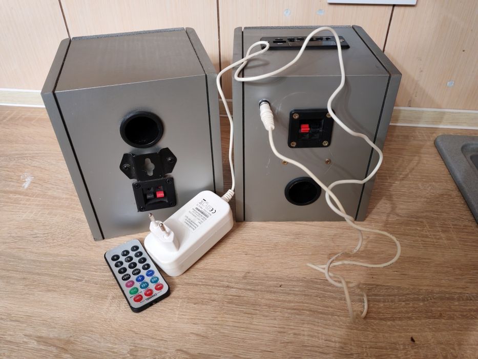 Музичний центр блютуз колонки сабвуфер колонка радіо магнітола