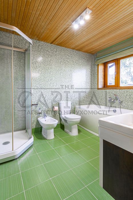 Пропонується в оренду авторський,сімейний будинок на Осокорках 300м2