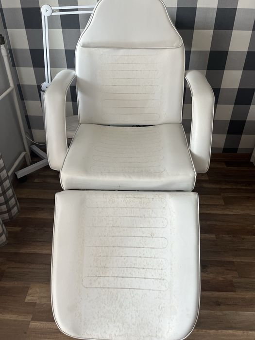 Fotel kosmetyczny hydrauliczny