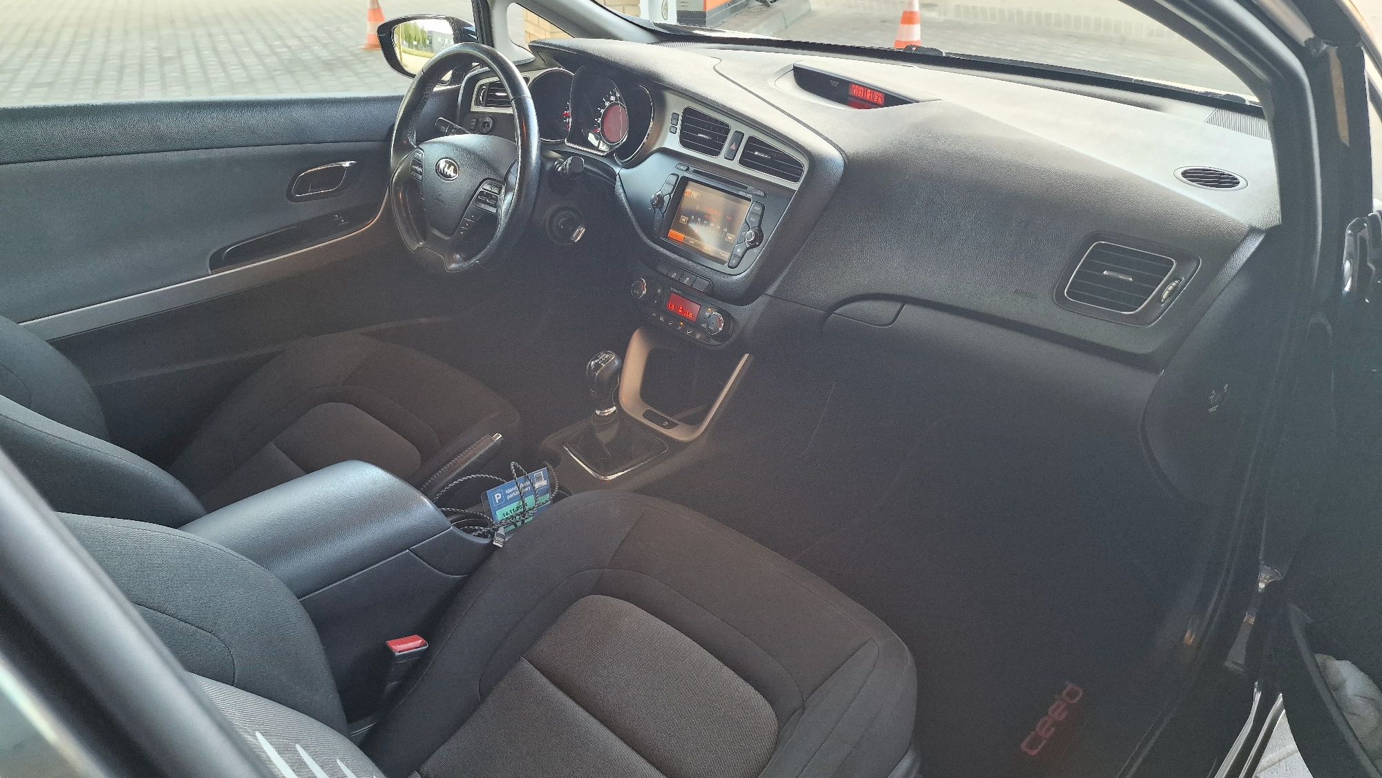 Kia Pro Ceed 1.6 Crdi 128km Navi Kamera Klima Alu Pl Led