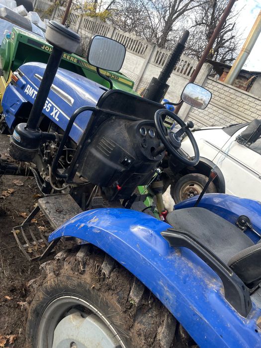 ДМТЗ 255XL Трактор колісний