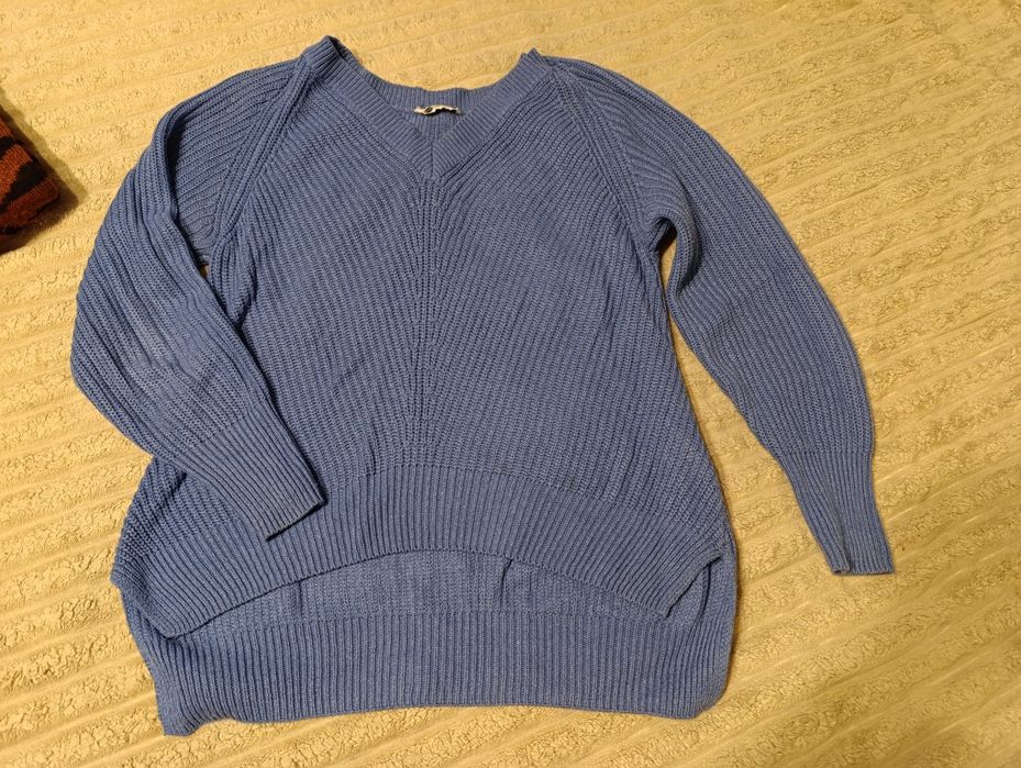 Сет з п'яти светрів