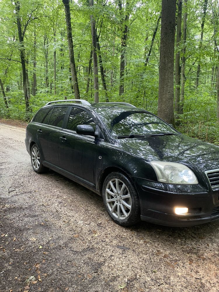 Toyota Avensis….