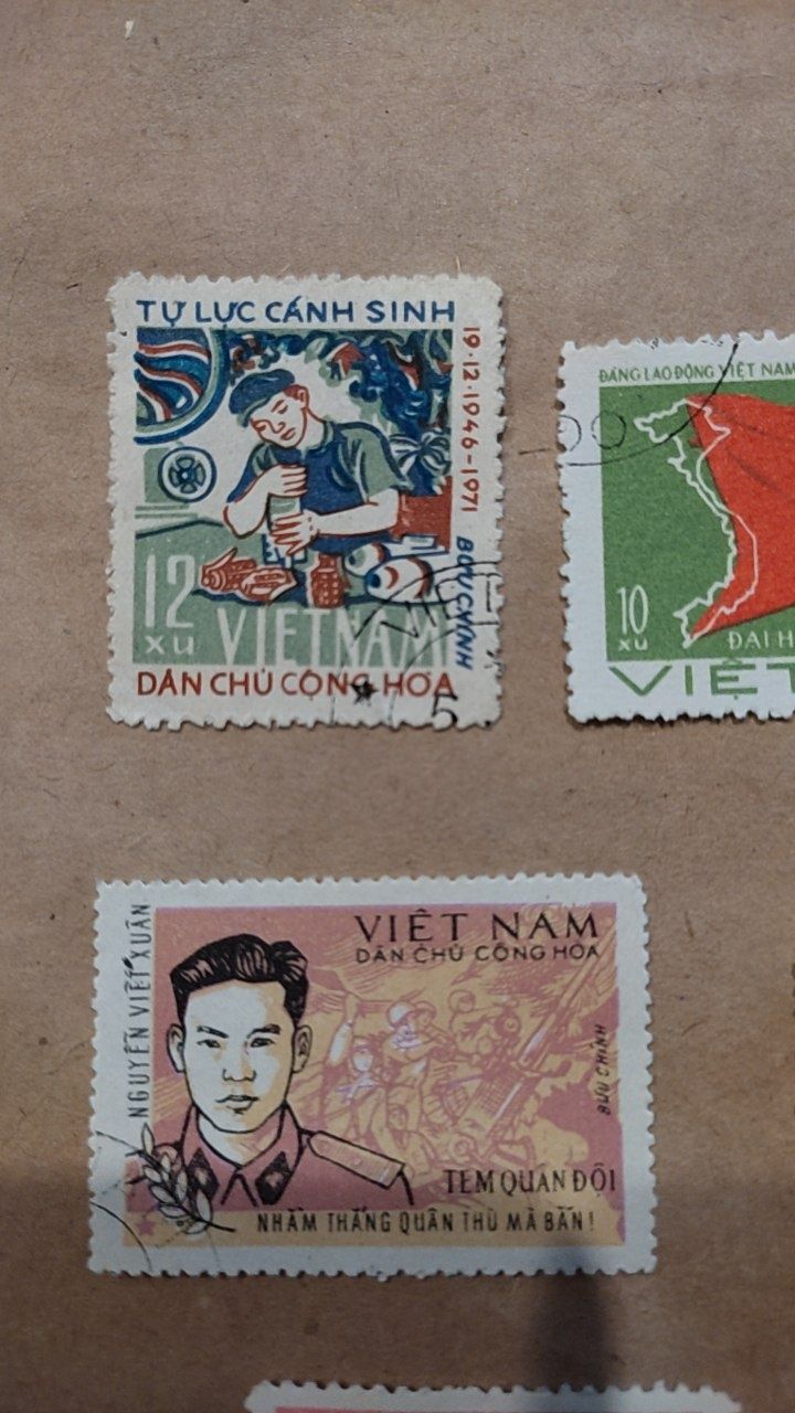 Znaczki Vietnam 1924 do 1973 , 1 z Nepalu