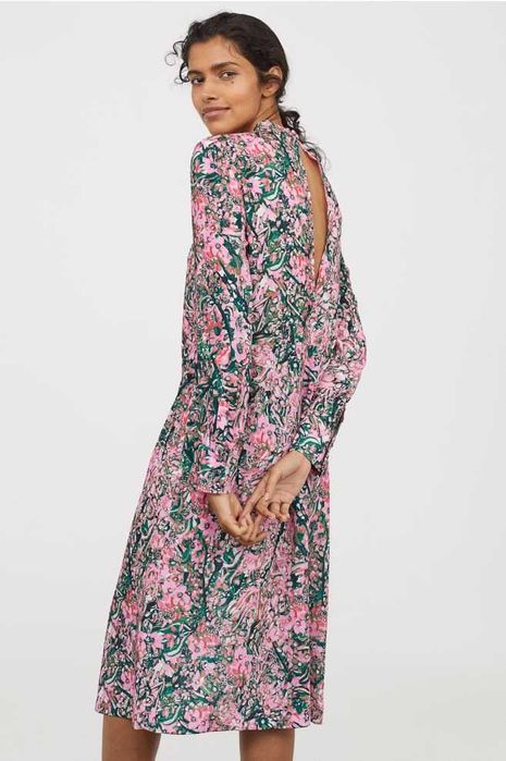 Różowa sukienka midi w kwiaty retro vintage H&M 38