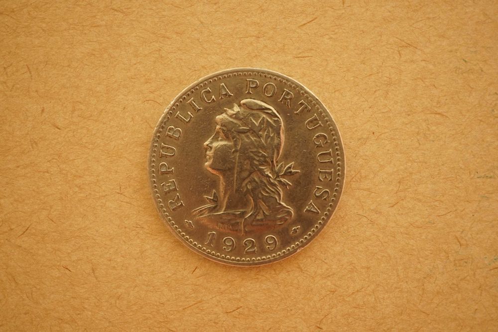 Moeda de São Tomé e Príncipe: 50 centavos, ano 1929 - já com 96 anos