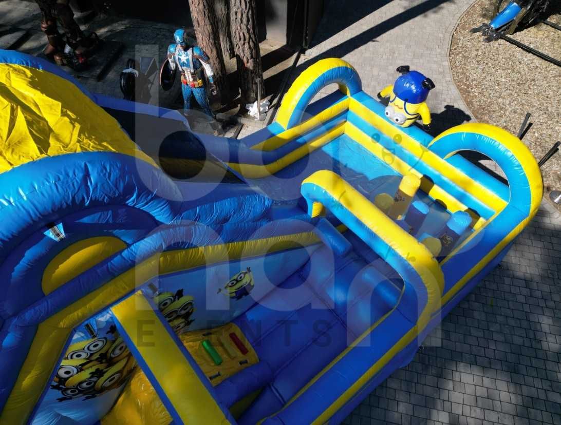 Piękny tor przeszkód combo ze zjeżdżalnią z minionkami. 9m x 4m x 4,5m