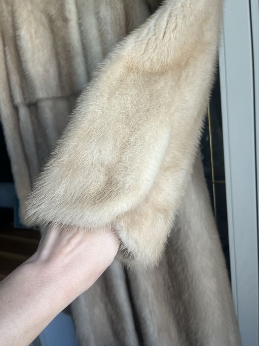 Шикарная, теплая норковая шуба с капюшоном! Карамель