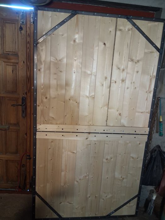 2 x Drzwi garażowe/inne