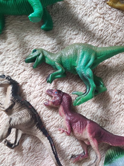 Машинки набір динозаври