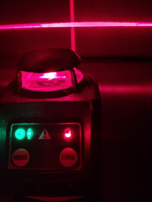 Лазерный уровень.