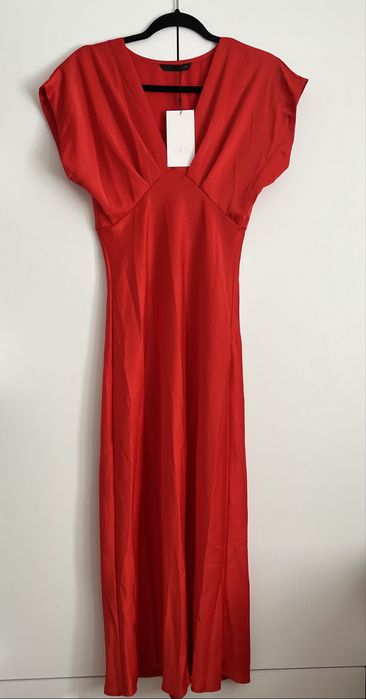 Плаття атласне червоне Zara xs