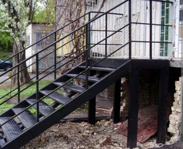 Лестницы, входные группы, ступеньки