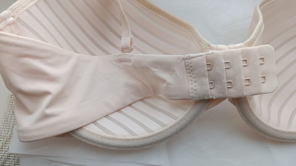 Бюстгальтер 80С беж