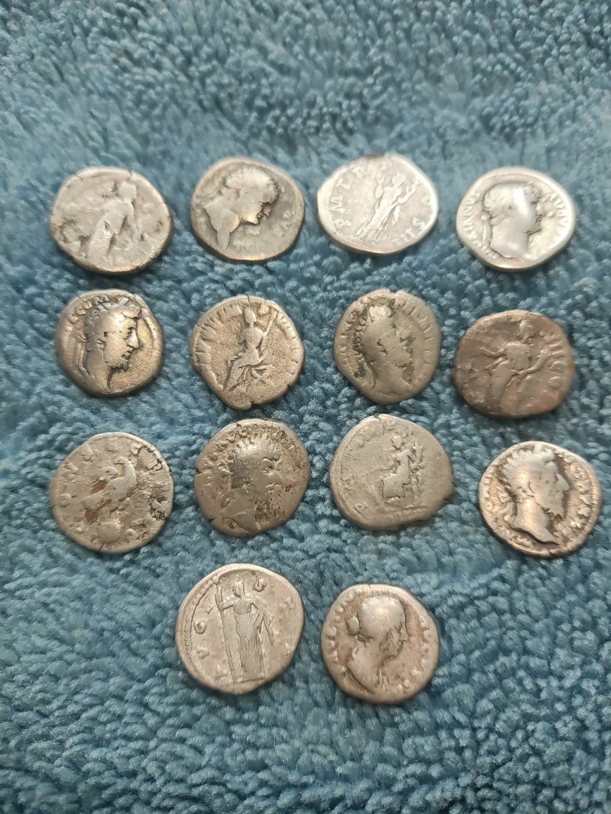 Продам монеты царизм серебро