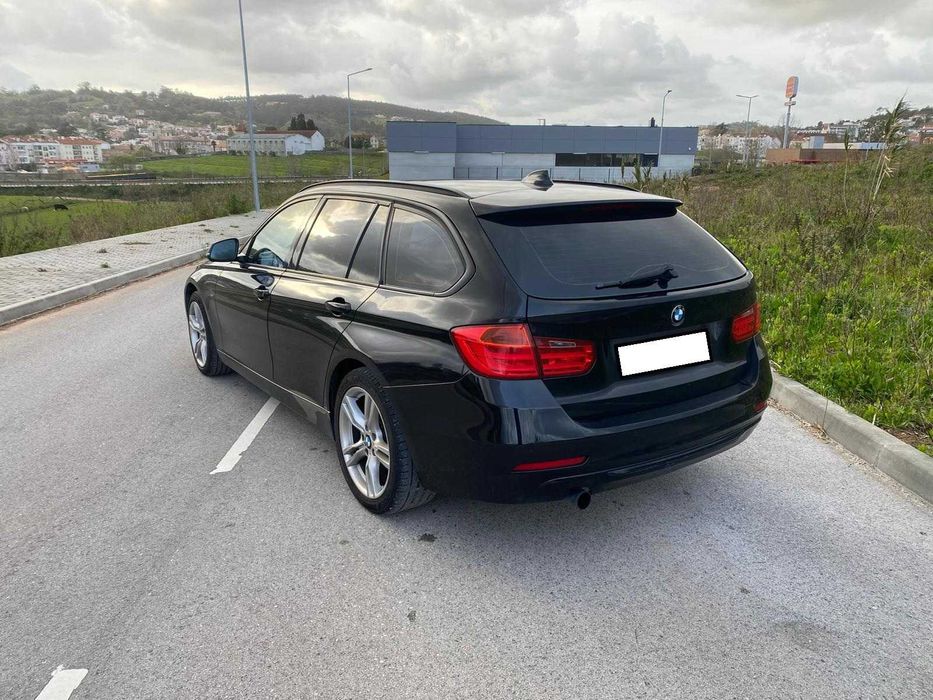BMW 320d "F31" SportLine de 2013 - Ler Anuncio