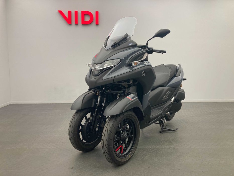 Максіскутер Yamaha Tricity 300