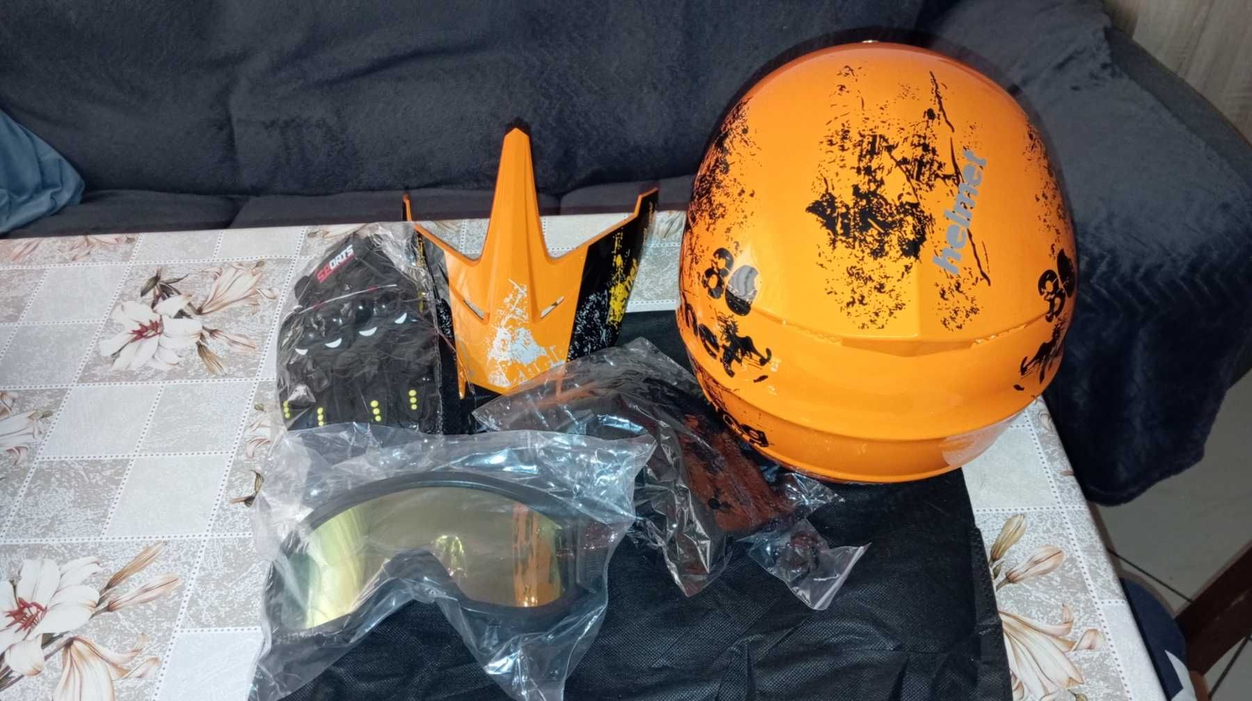 Kask oraz akcesoria