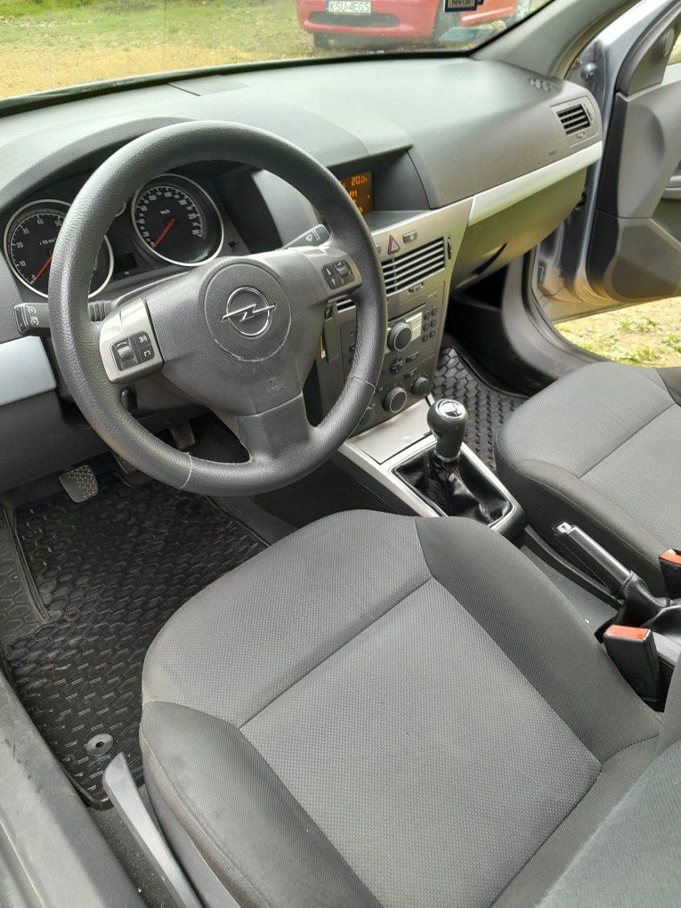 Opel Astra H 1,6 ecotec