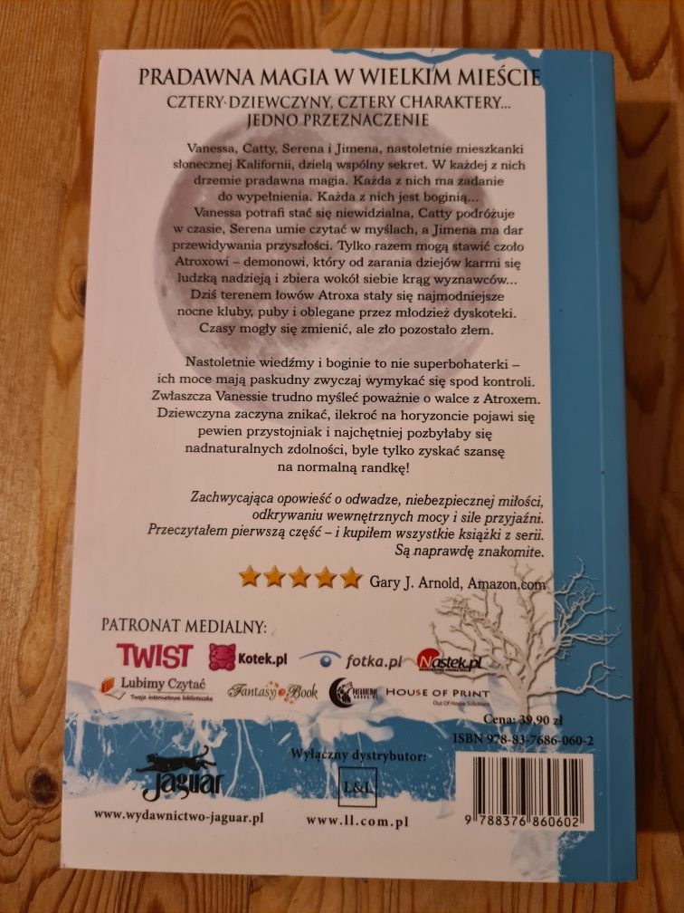 Córki księżyca - Bogini Nocy tom 1 - Lynne Ewing
