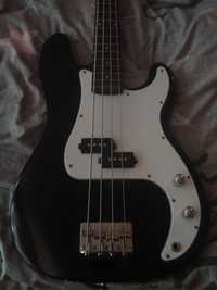 Продам бас гитару  bass parksons spb240 black. Нові струни!!