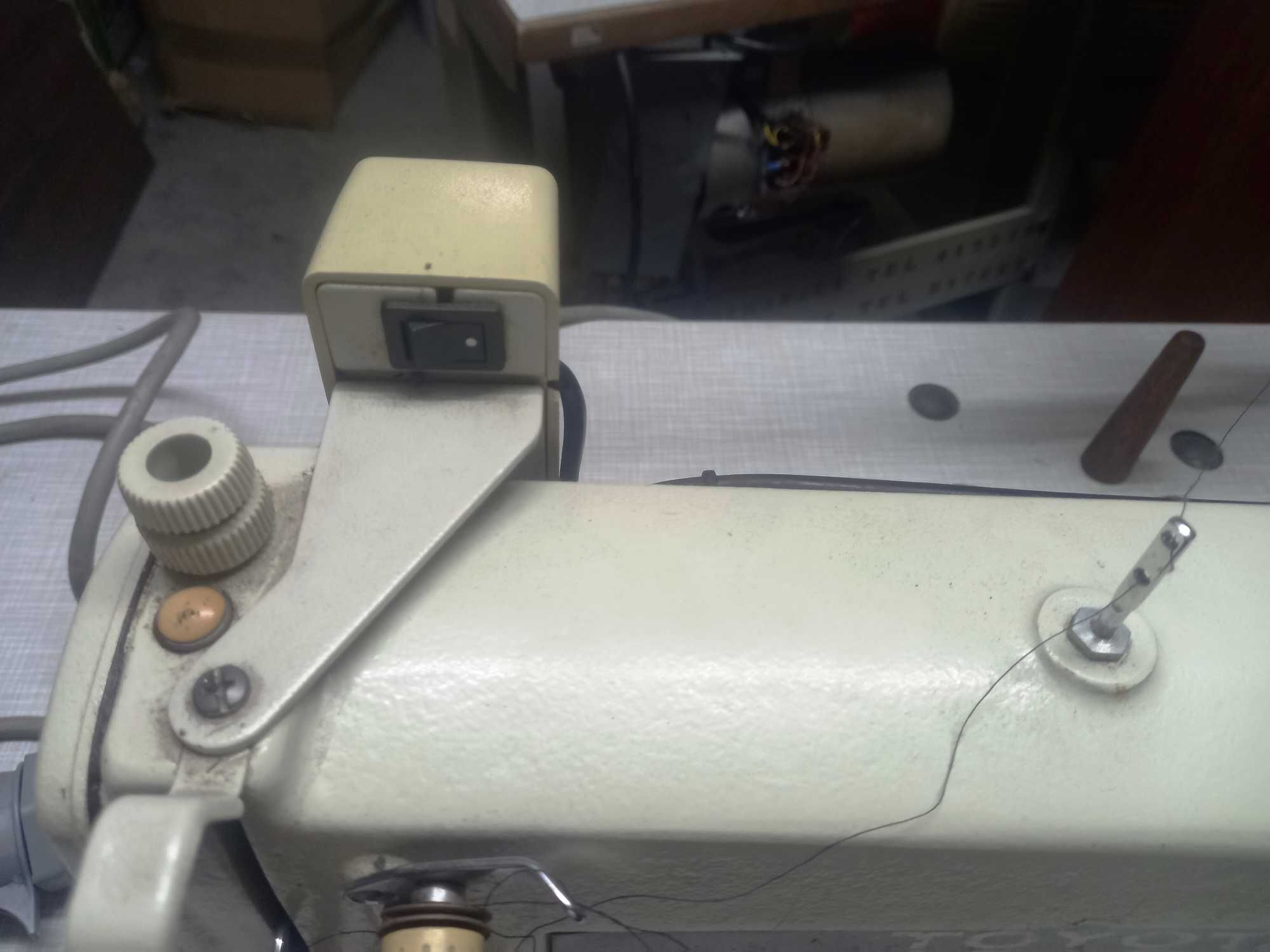 Vendo máquina de costura Ponto -corrido